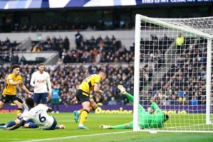 【英超】希门尼斯登东克尔破门 狼队客场2比0热刺