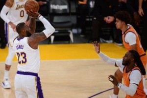 kaiyun-浓眉大概率缺席天王山之战 卫冕冠军呼唤全力詹